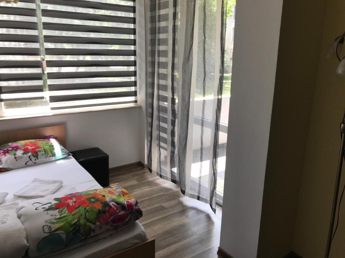 Apartamenti Art Uut 3 I Art Uut 4 Apartman Plovdiv Kültér fotó