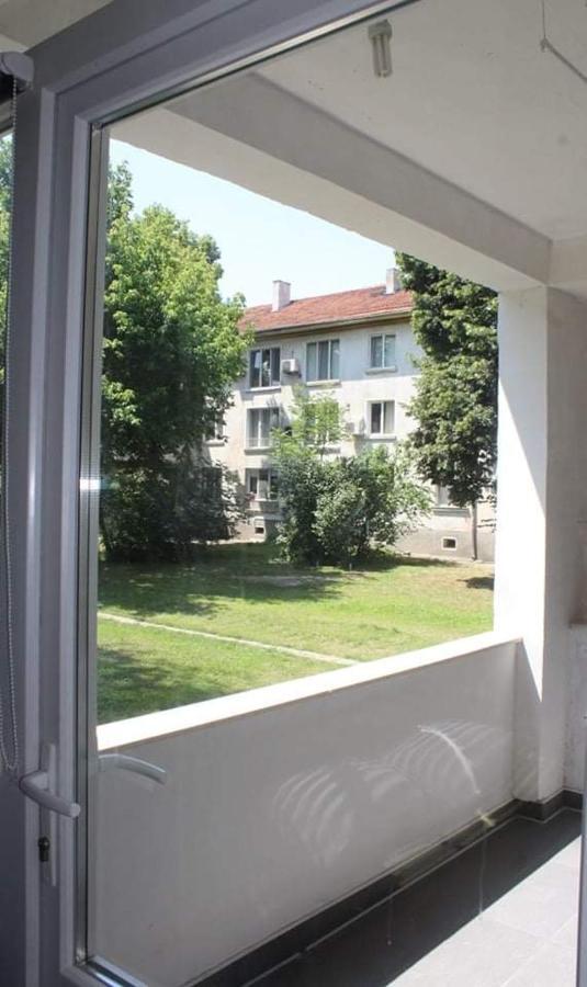 Apartamenti Art Uut 3 I Art Uut 4 Apartman Plovdiv Kültér fotó