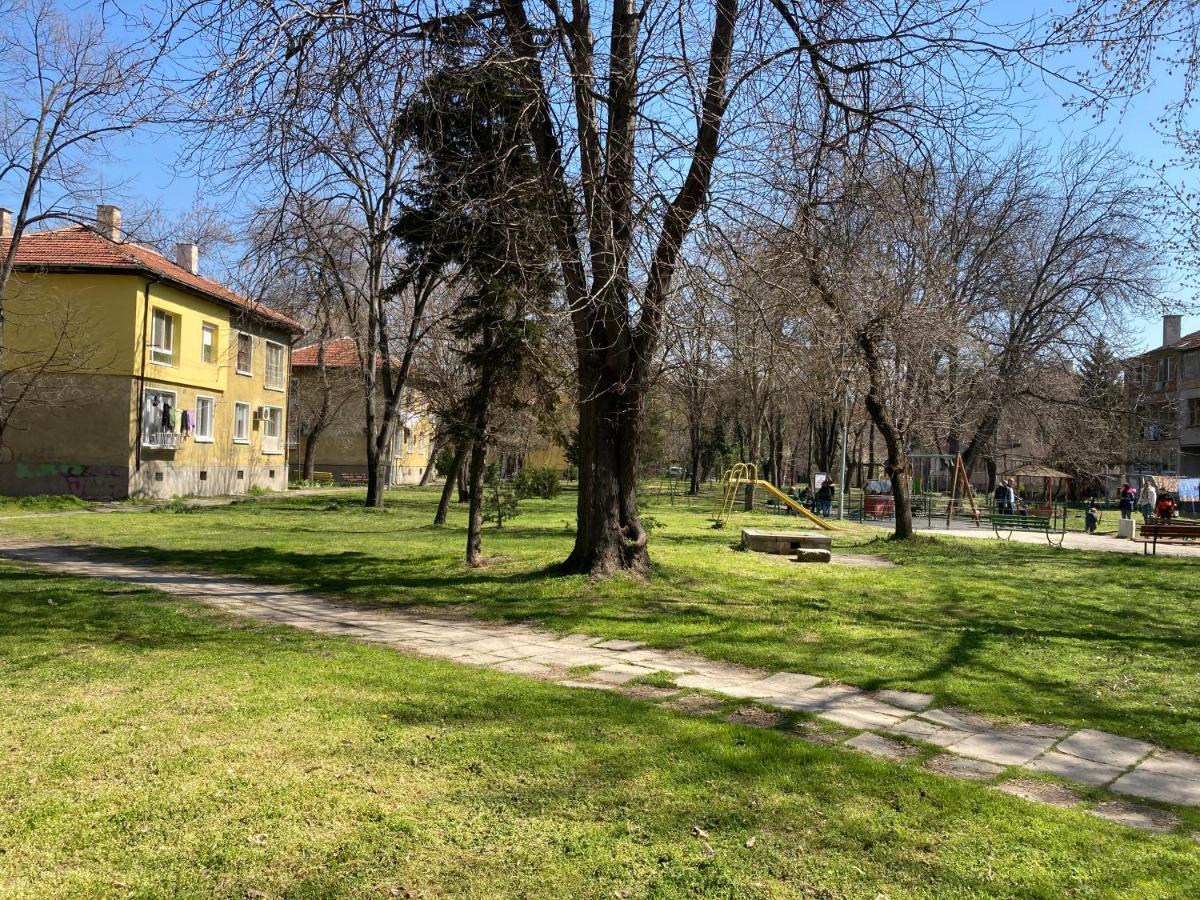 Apartamenti Art Uut 3 I Art Uut 4 Apartman Plovdiv Kültér fotó